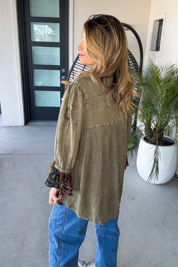 PRE ORDER: Dreams That Come True Oversize Top - Gravel