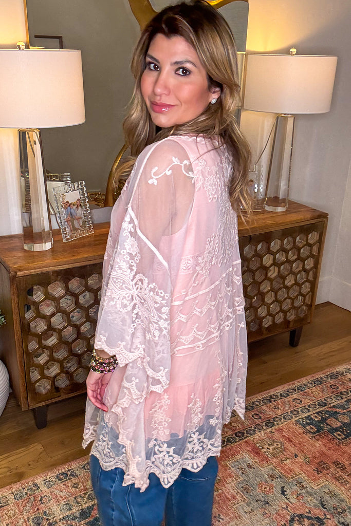 AHB EXCLUSIVE: Finding Perfection Kimono - Pink