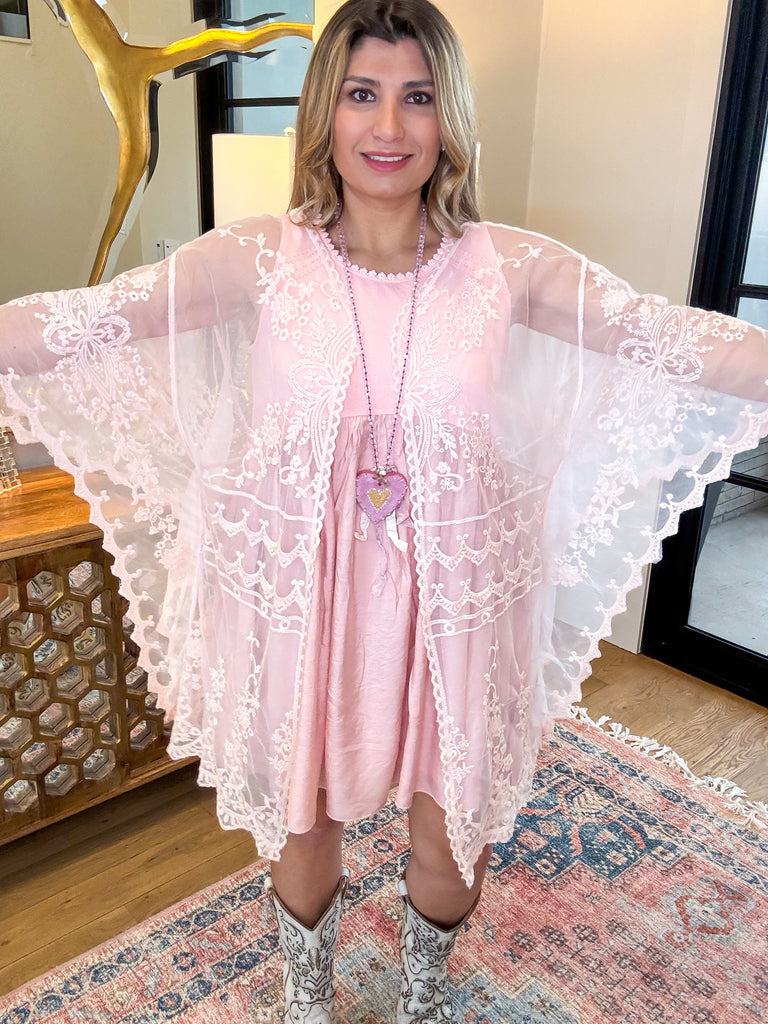 AHB EXCLUSIVE: Finding Perfection Kimono - Pink