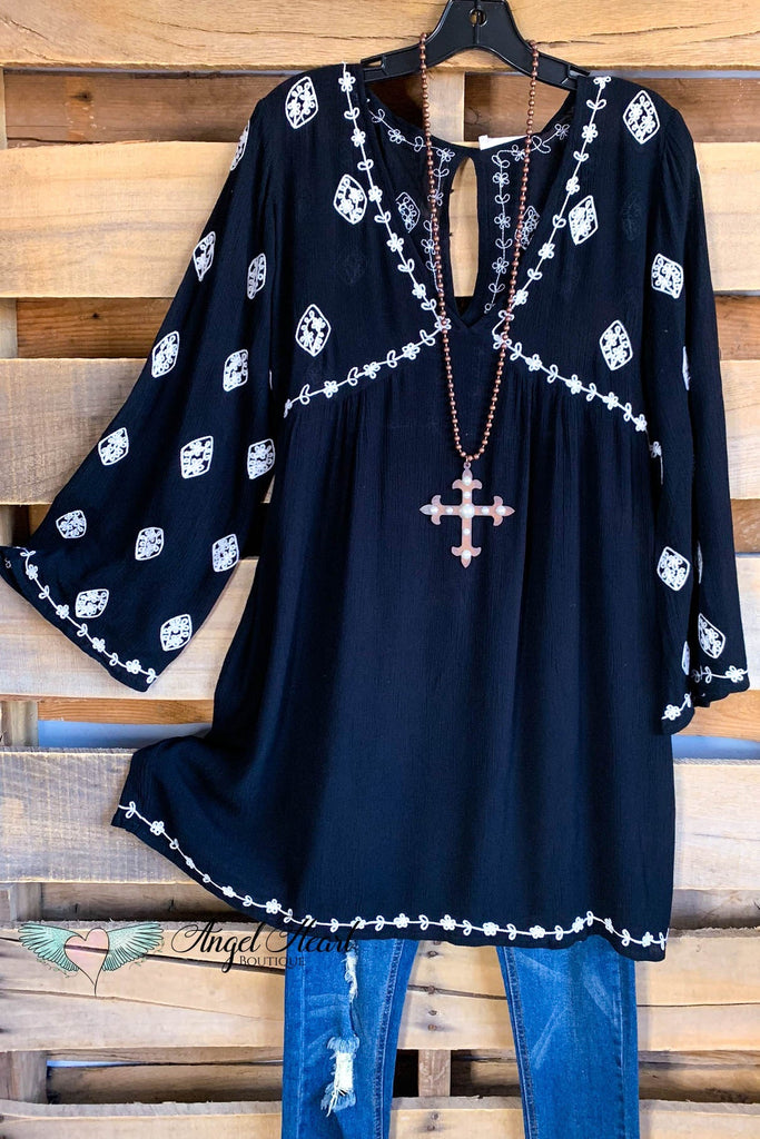 AHB EXCLUSIVE: All My Love Top - Black