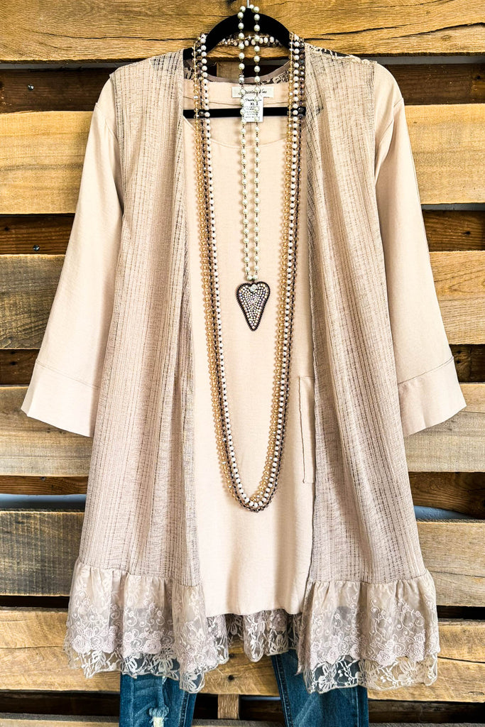 AHB EXCLUSIVE: Willow Delight Vest - Taupe