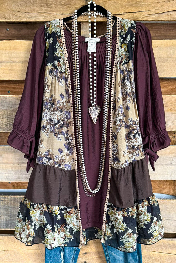 Generating Greatness Vest - Black-Brown