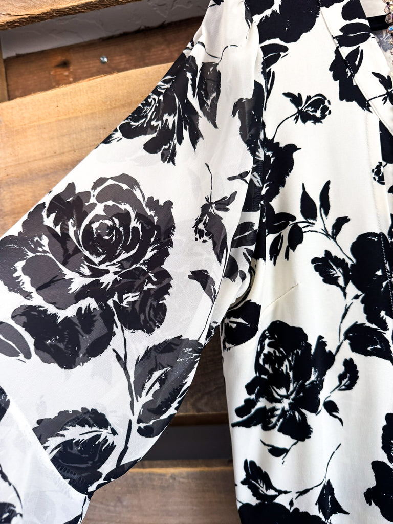 Blooming Grace Blouse - Ivory/Black