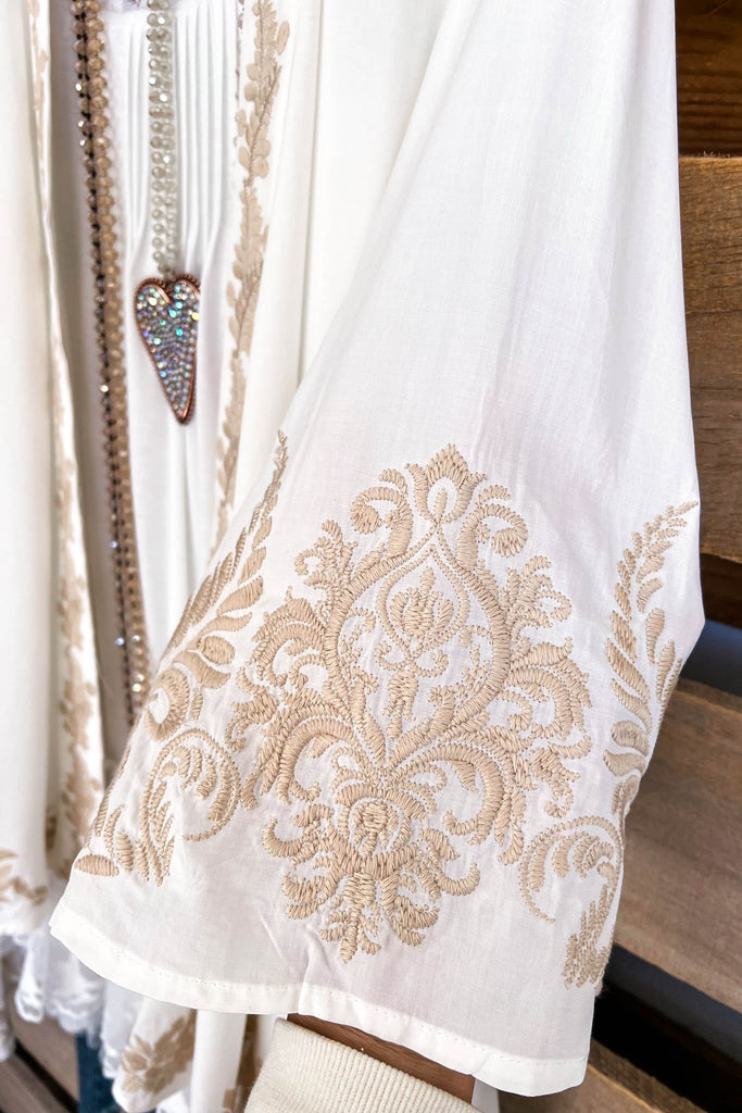 AHB EXCLUSIVE: Rise Of Romance Cardigan - Ivory