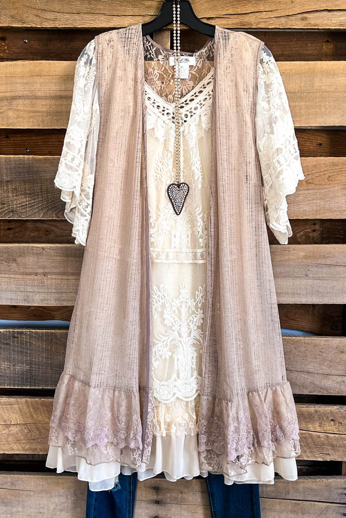 AHB EXCLUSIVE: Willow Delight Vest - Taupe