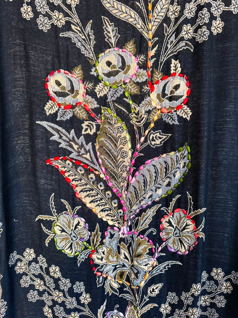 Enhanced Elegance Thick Stitch Duster - Black