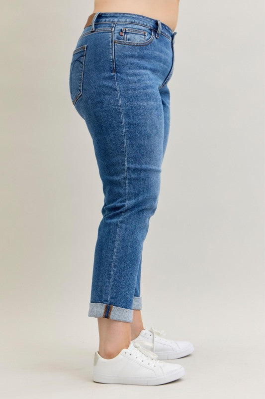 JUDY BLUE: Classic Cuffed Boyfriend Jeans - Mid Rise