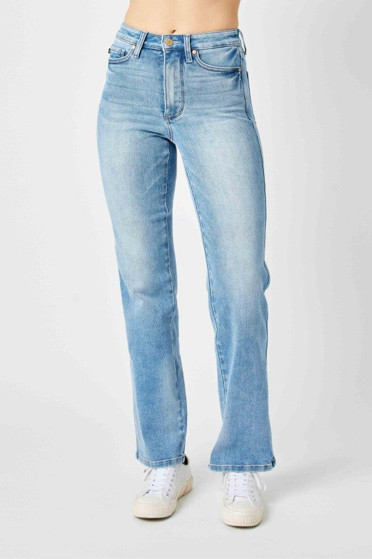 Finding My Groove Jeans - Light Denim - JUDY BLUE