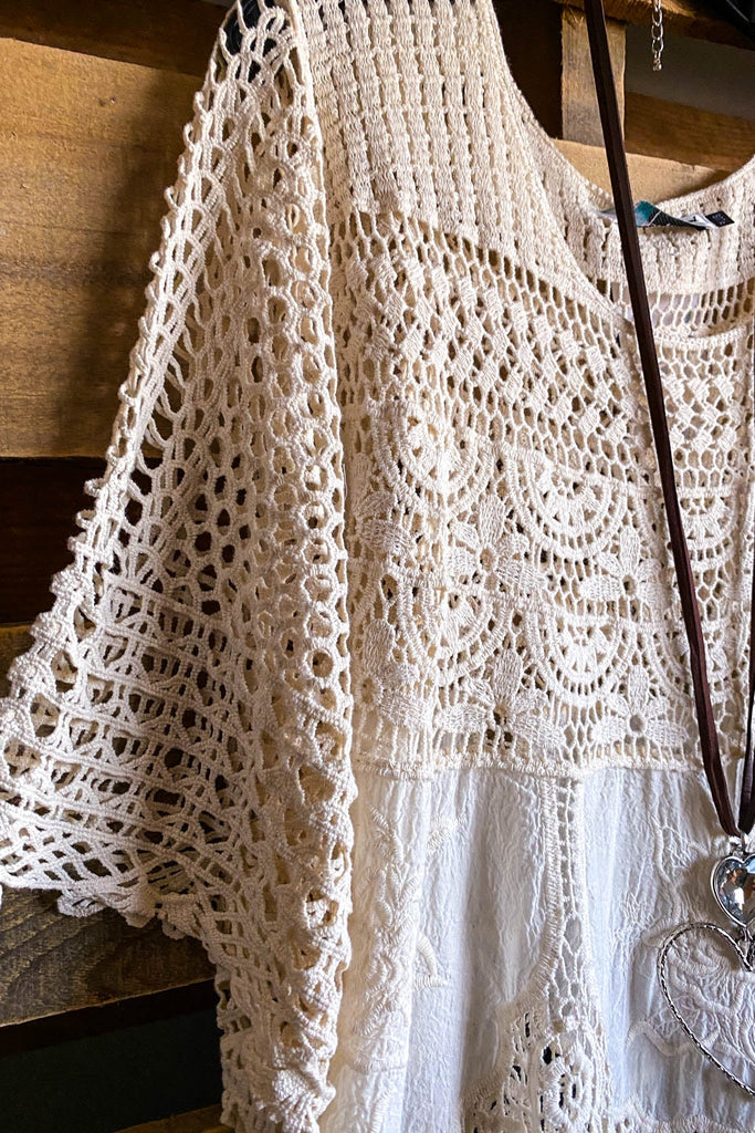 AHB EXCLUSIVE: Delightful Details Top - Natural - 100% COTTON