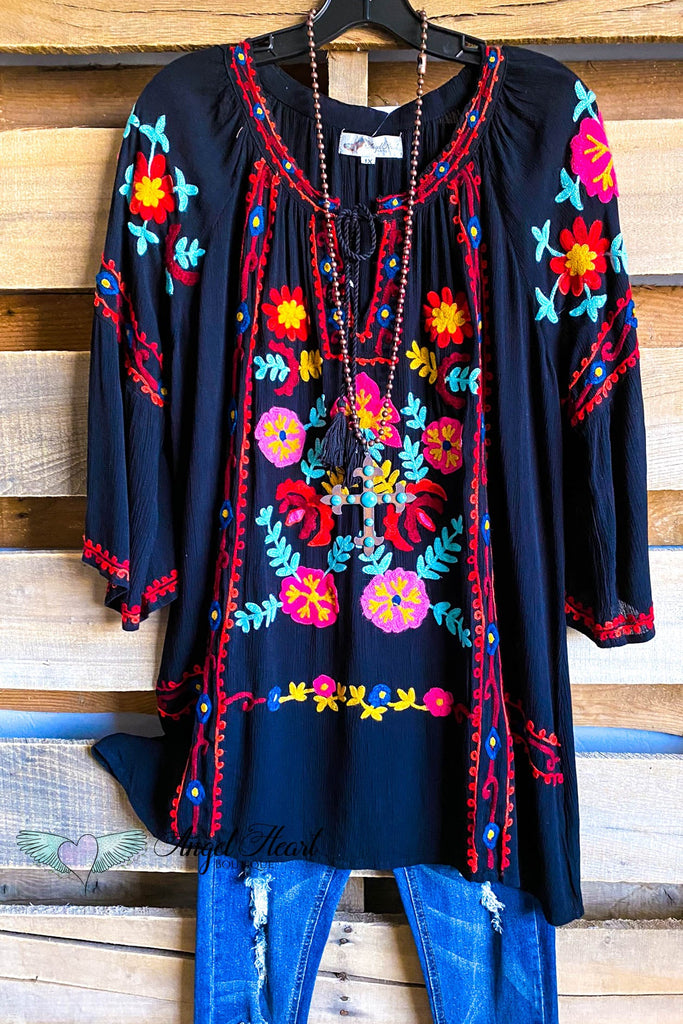 AHB EXCLUSIVE: Faith In Love Tunic - Black - SALE
