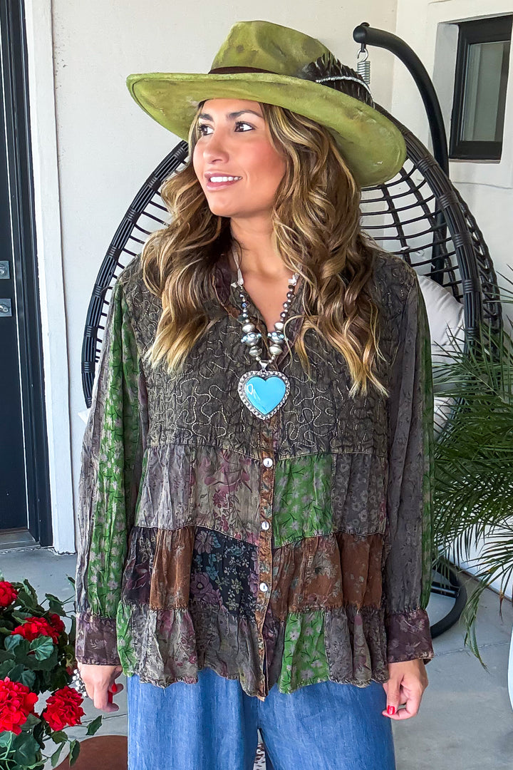 Capturing The View Blouse - Amber