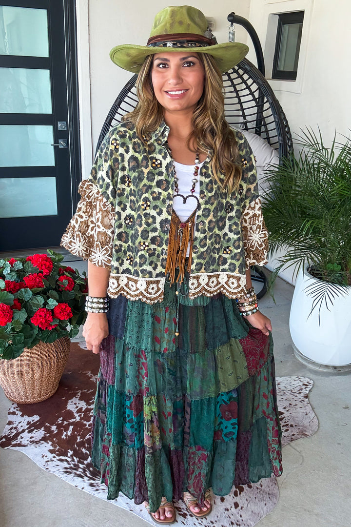 Bee Wild And Free Jacket - Leo - 100% COTTON