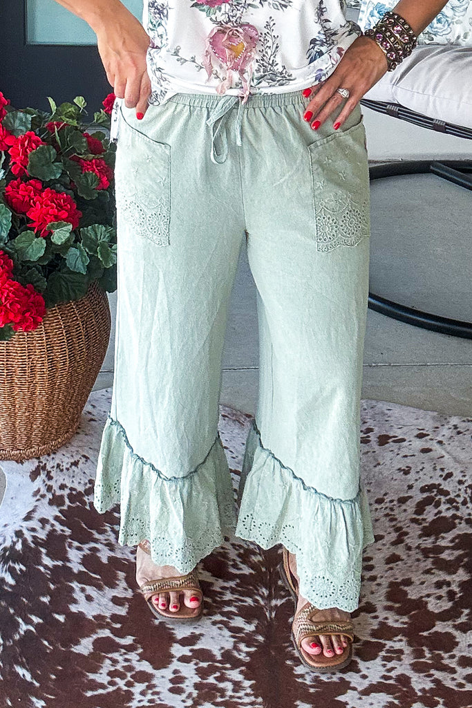Relaxed To Roam Capris - 100% Cotton