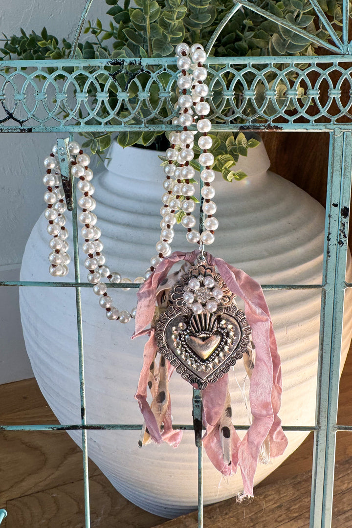 Vintage Blush Pearl Silver Heart Necklace