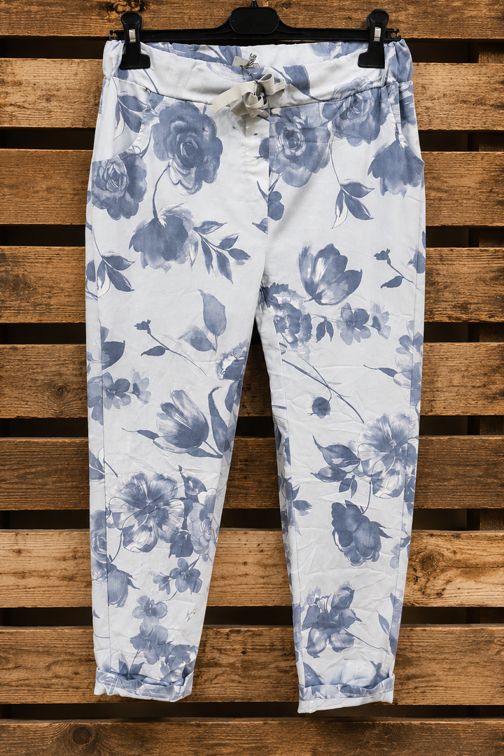 Made in Italy Scrunchy Stretch Floral Jogger Pants – Ultra Comfortable- Floral Blue