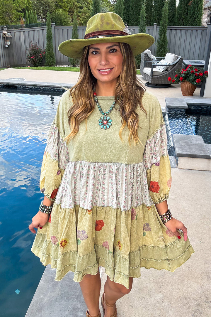 The Perfect Little Fall Dress
