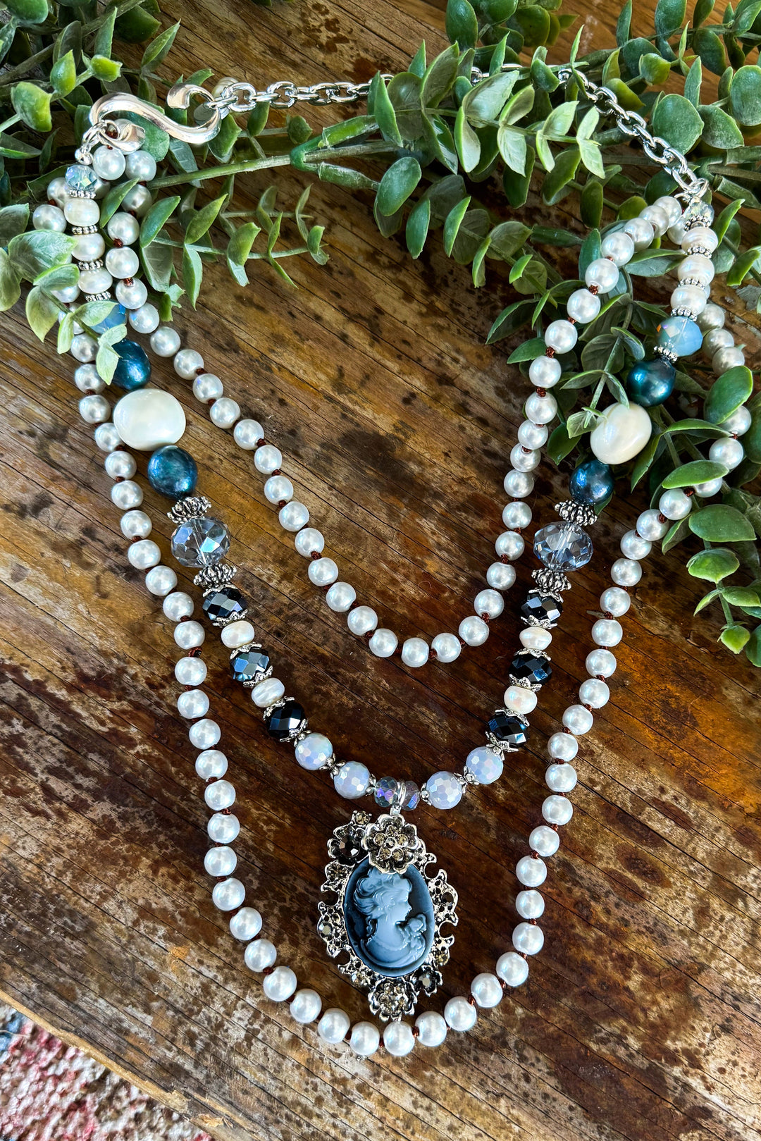 Pearl Cameo Necklace - Blue