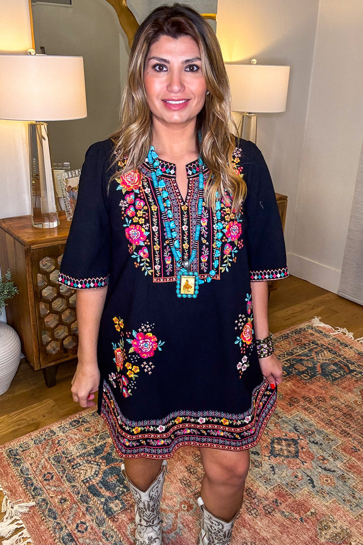 AHB EXCLUSIVE: In The Garden Tunic - Black