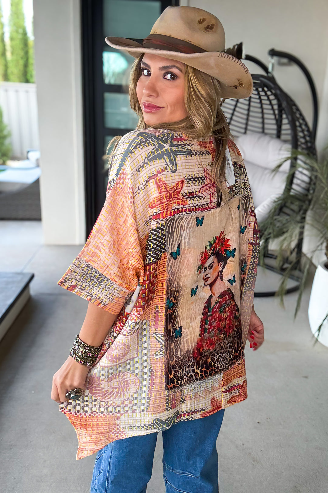 Seashells and Frida Back Oversized Top - 100% Cotton
