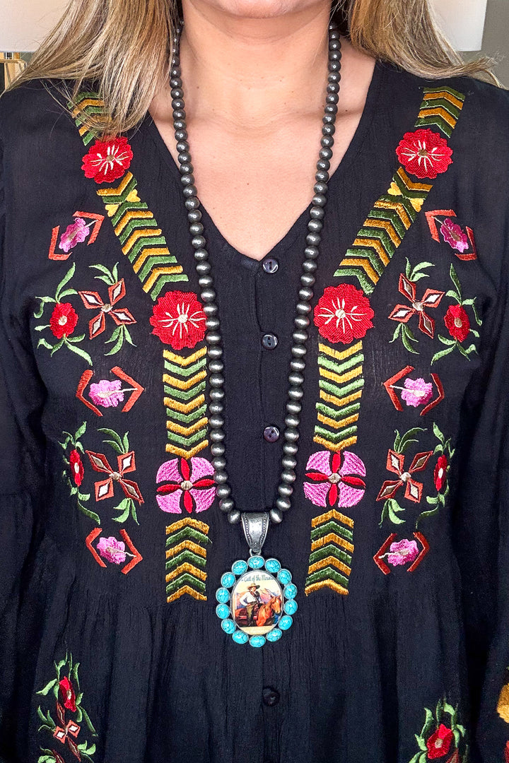 AHB EXCLUSIVE: Give Love Tunic - Black