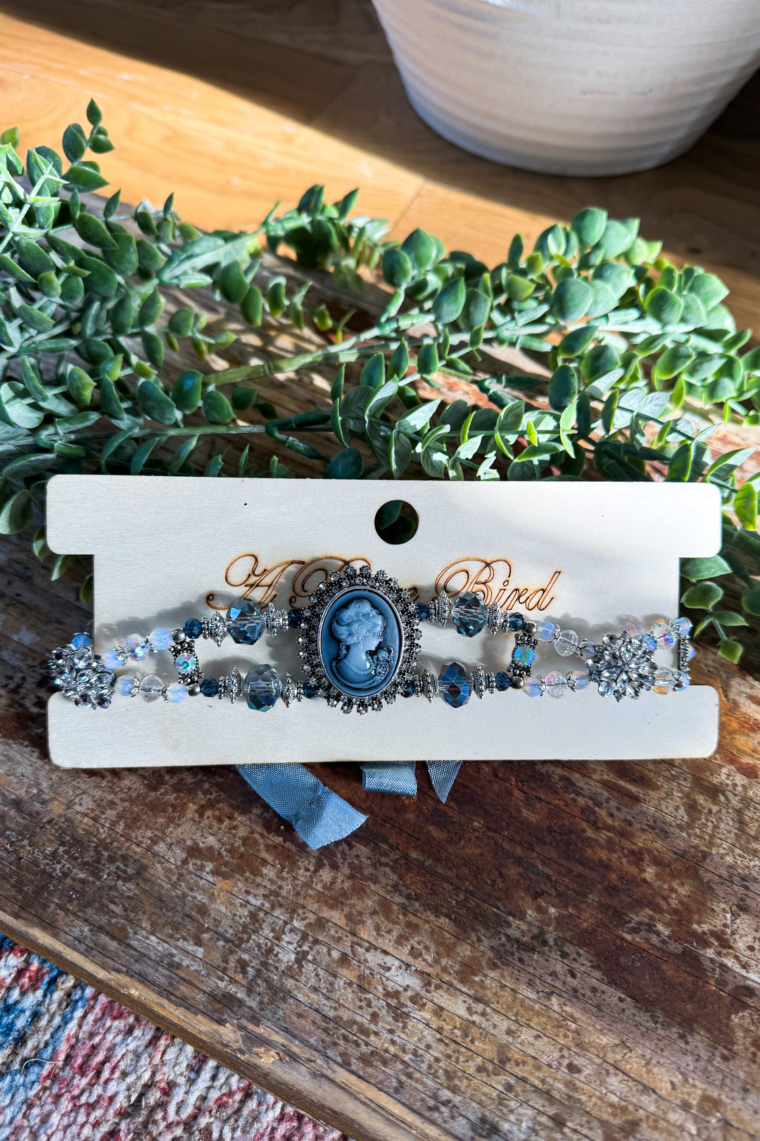 Victorian Cameo Choker - Blue