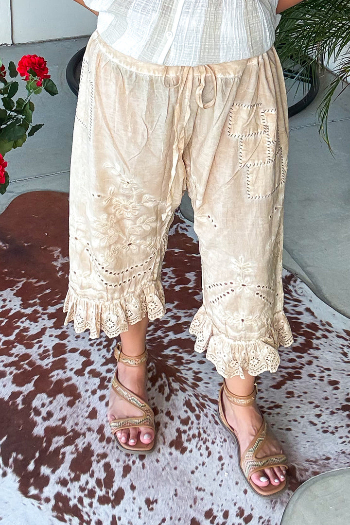 Eyelet Bloomers - Oatmeal