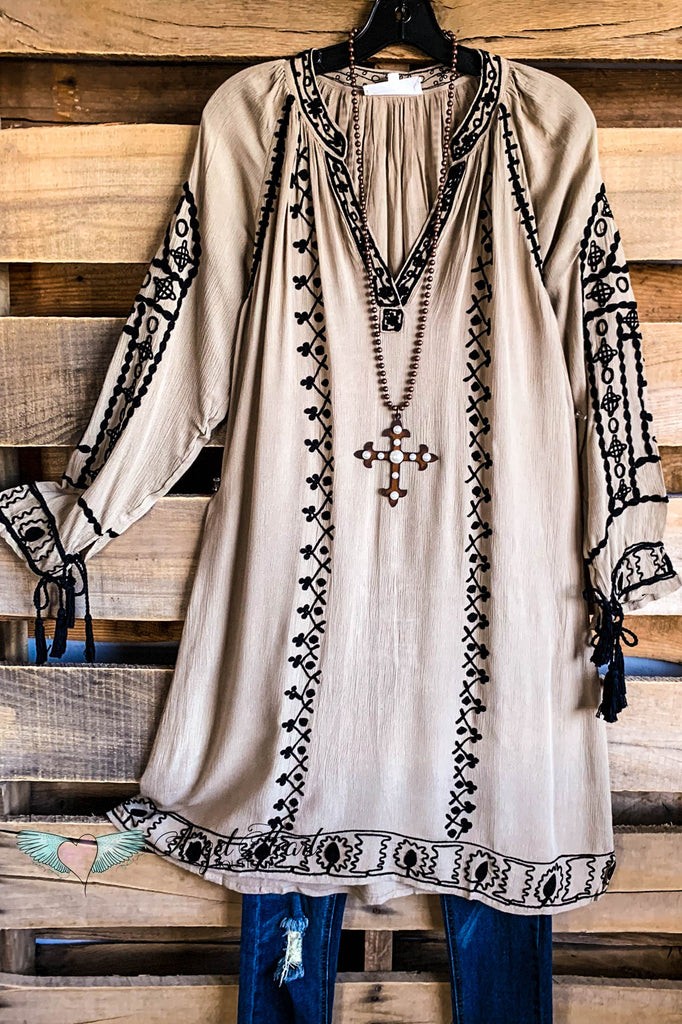 AHB EXCLUSIVE - All In The Details Dress - Mocha