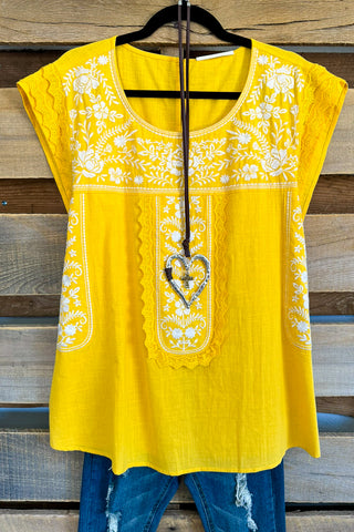 AHB EXCLUSIVE - The Most Beautiful Top - Crimson