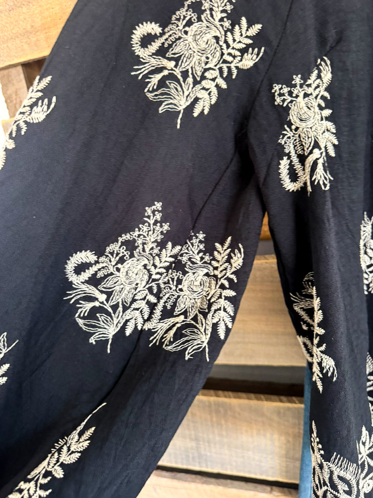 Endless Days Blouse - Black