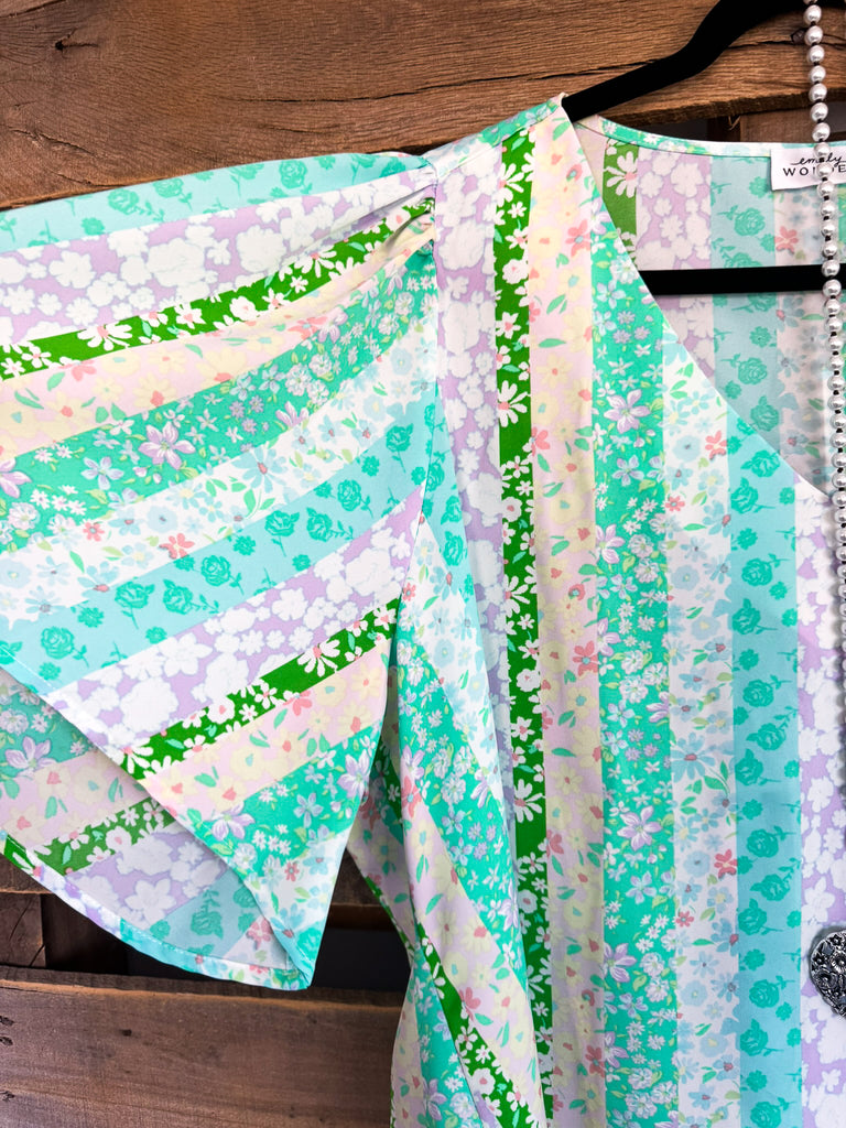 Attention Follows Oversized Tunic - Emerald Multi