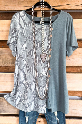 AHB EXCLUSIVE: Characteristic Of The Heart Thick Stich Duster - Teal Green/Gold