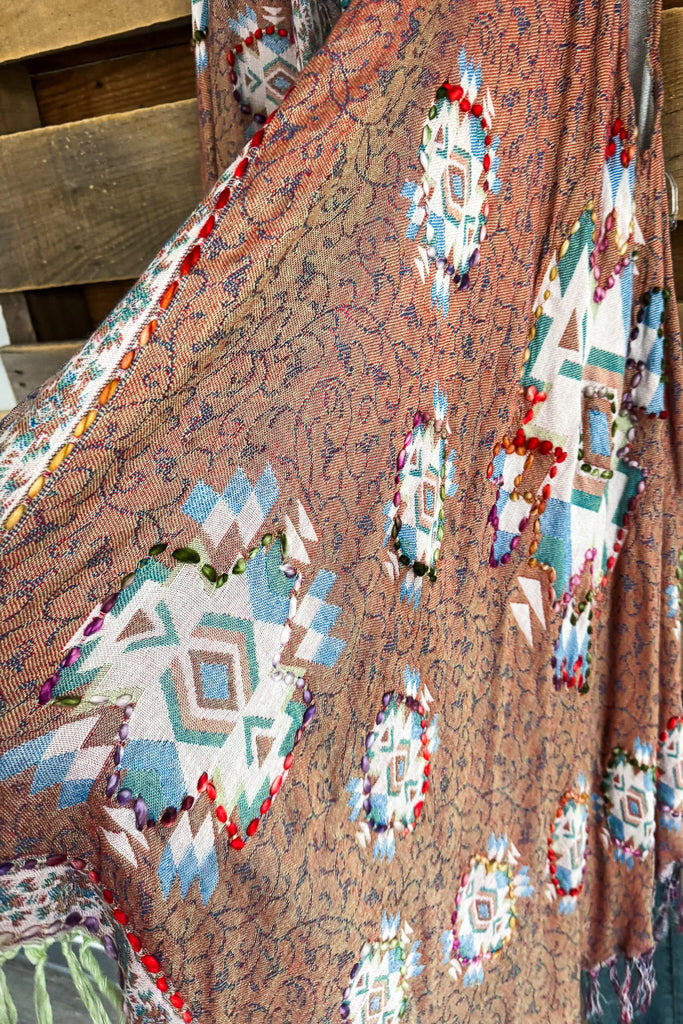 Playful Rhythm Thick Stitch Vest - Coral