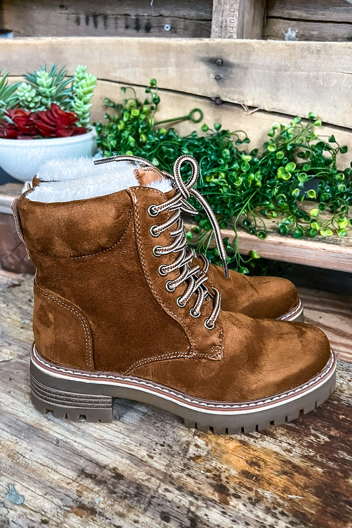Nature Awaits Boot - Tan
