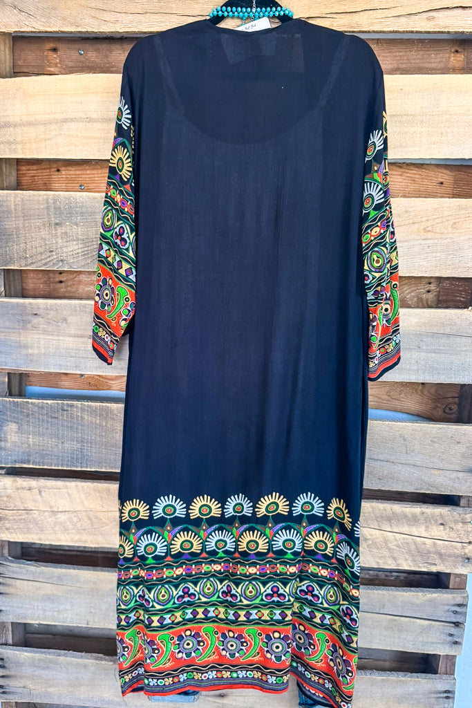 Ideal Statement Kimono - Black