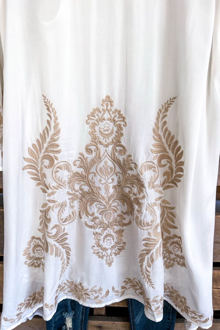 AHB EXCLUSIVE: Rise Of Romance Cardigan - Ivory