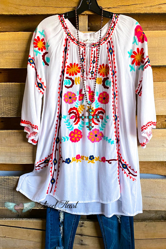 AHB EXCLUSIVE: Faith In Love Tunic - White - SALE