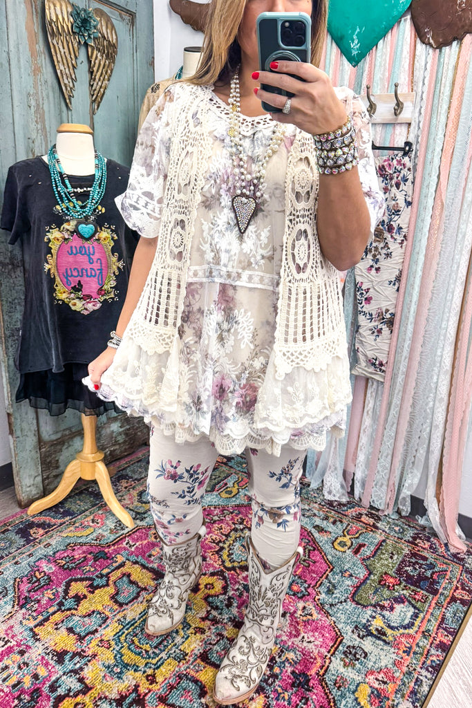 Made in Italy Scrunchy Stretch Floral Jogger Pants – Ultra Comfortable One Size (Size 6 to 12) - Floral Taupe