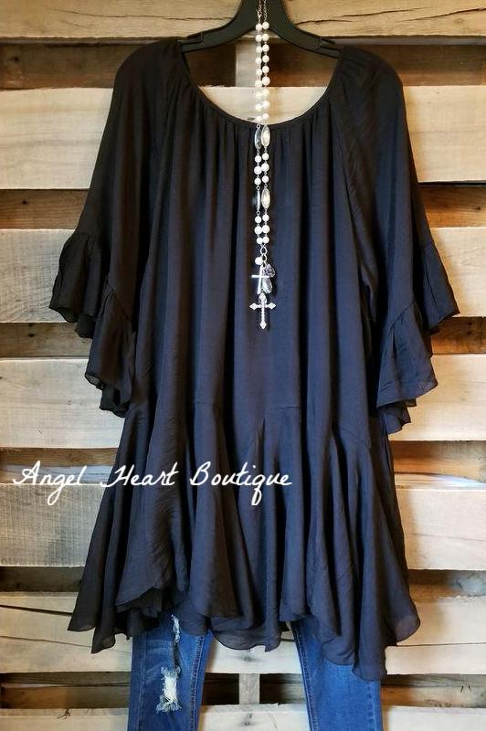 The It Girl Oversized Loose Fitting Tunic - Black [product type] - Angel Heart Boutique