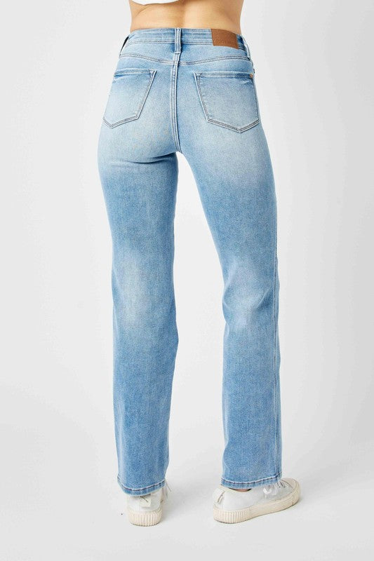 Finding My Groove Jeans - Light Denim - JUDY BLUE